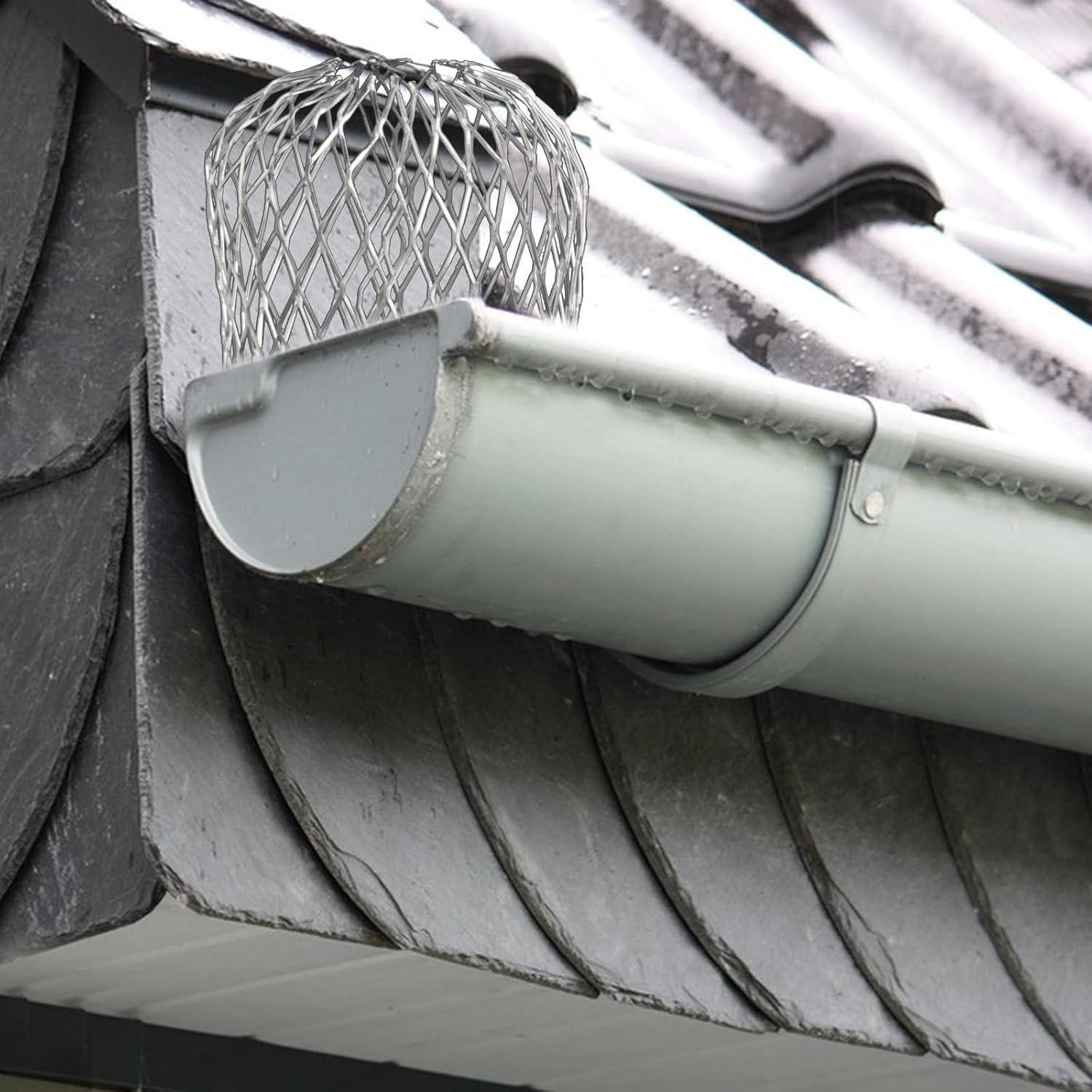 Aluminium Downpipe Leaf Guard 4 Pack: image 5